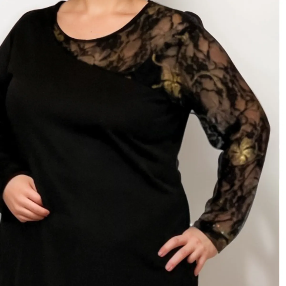 BLACK SHIFT DRESS WITH ONE LACE SLEEVE