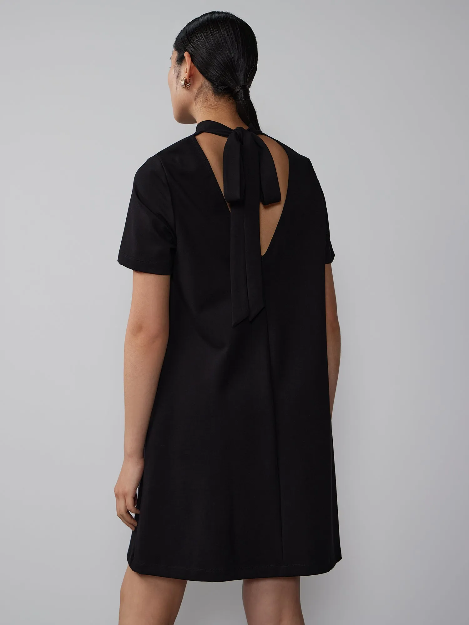 Mock Neck Bow Back Shift Dress