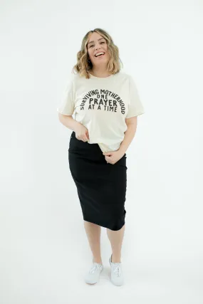 Surviving Motherhood Prayer Graphic Tee in Natural